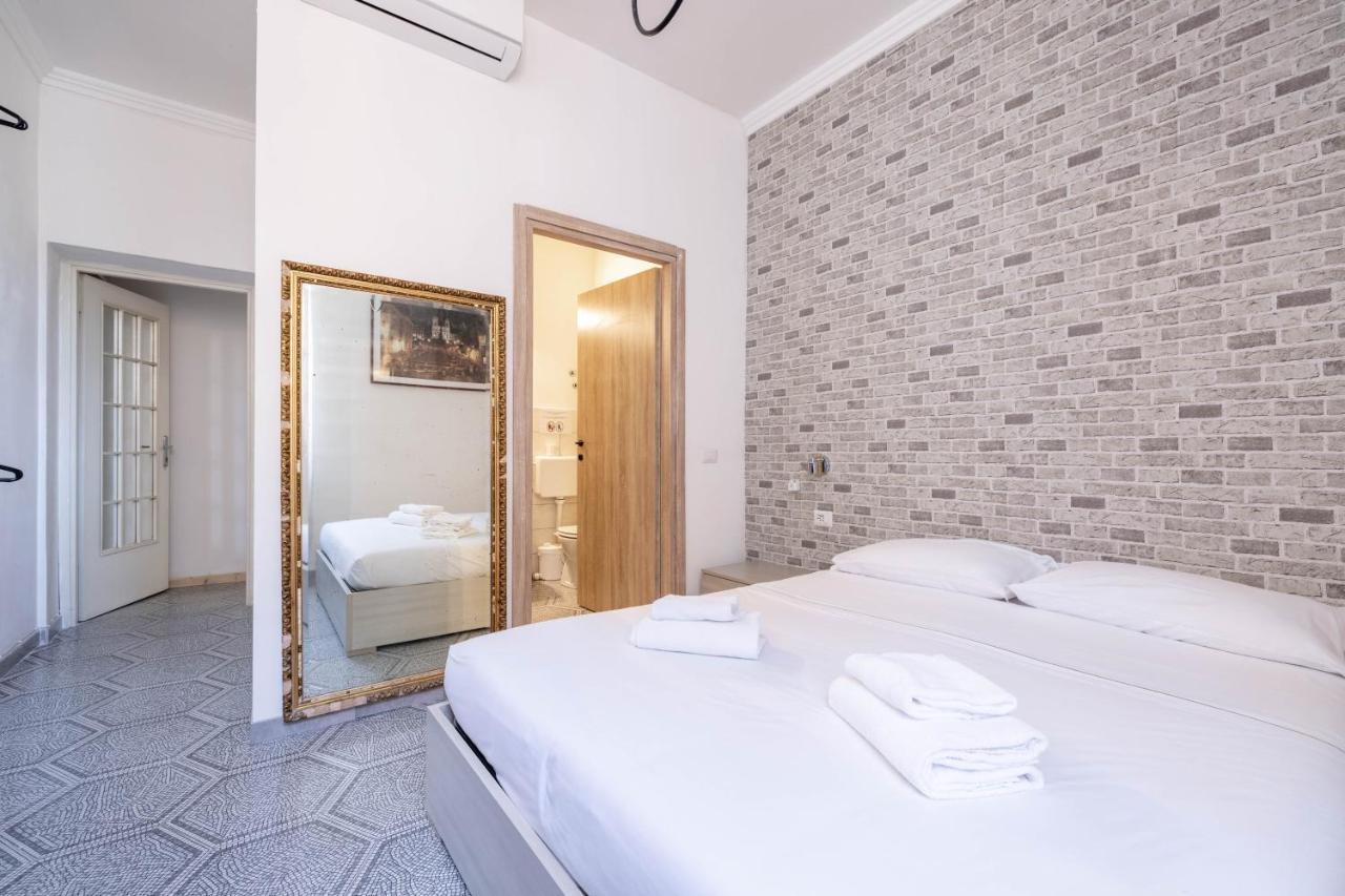 Vg Piazza Navona 5 Stelle Montecitorio Room Roma Eksteriør bilde